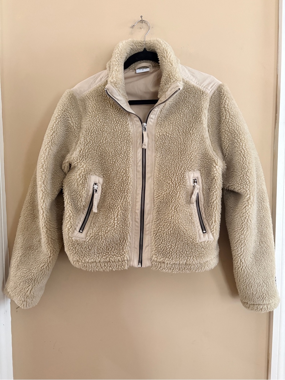 BDG from Urban Outfitters Cream Teddy Sherpa Zip-Up Jacket Medium